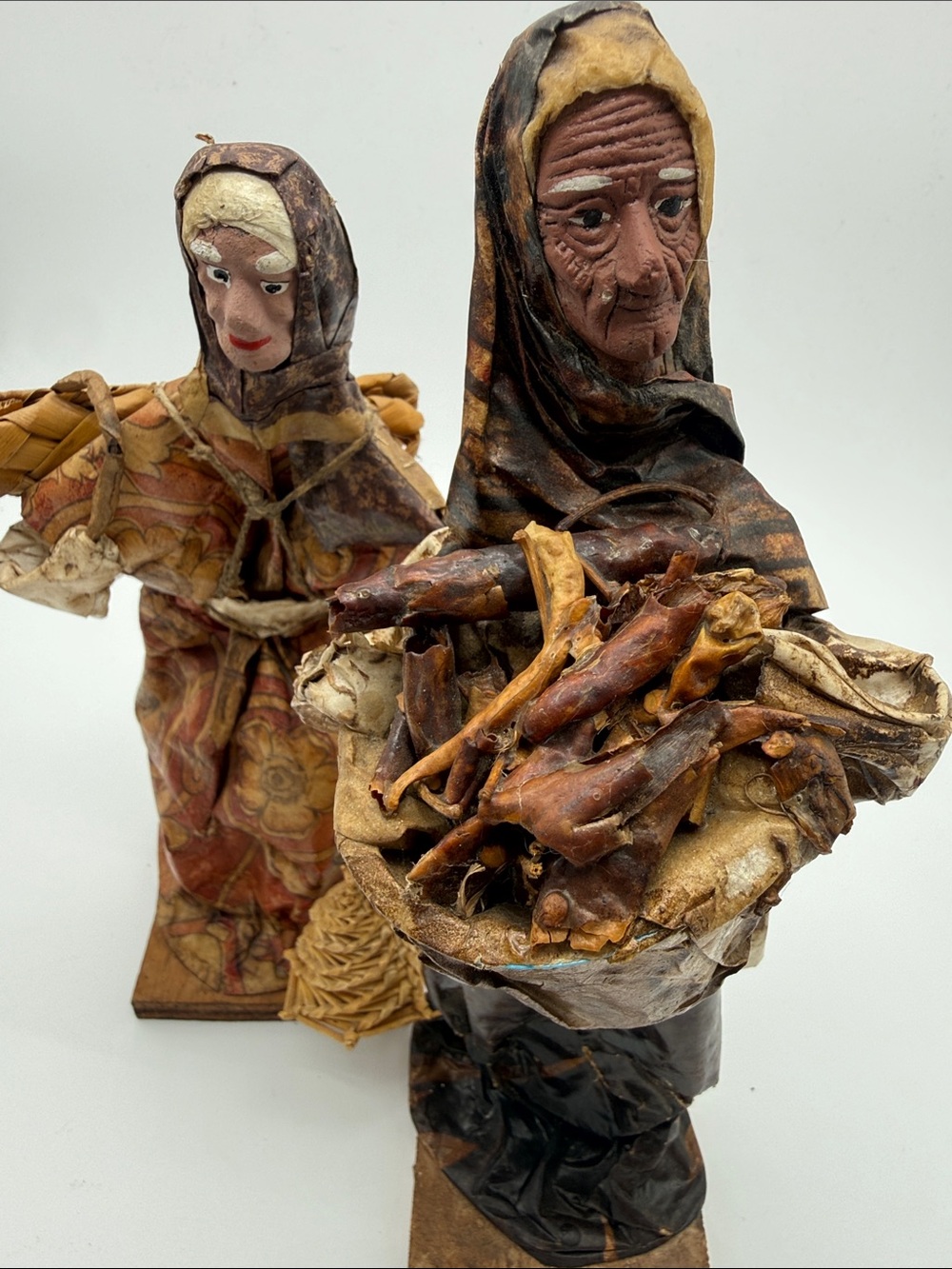 Vintage Mexican Folk Art Paper Mâché Figures Set of 2